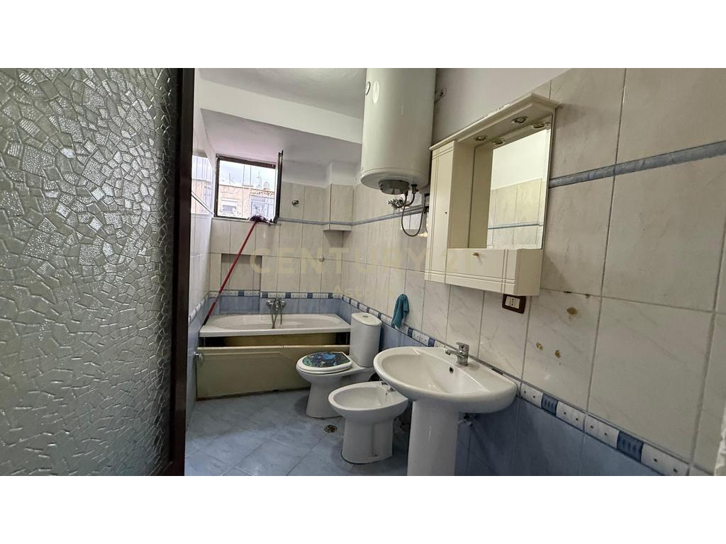 APARTMENT 2+1+2 FOR SALE AT 21 DHJETORI
