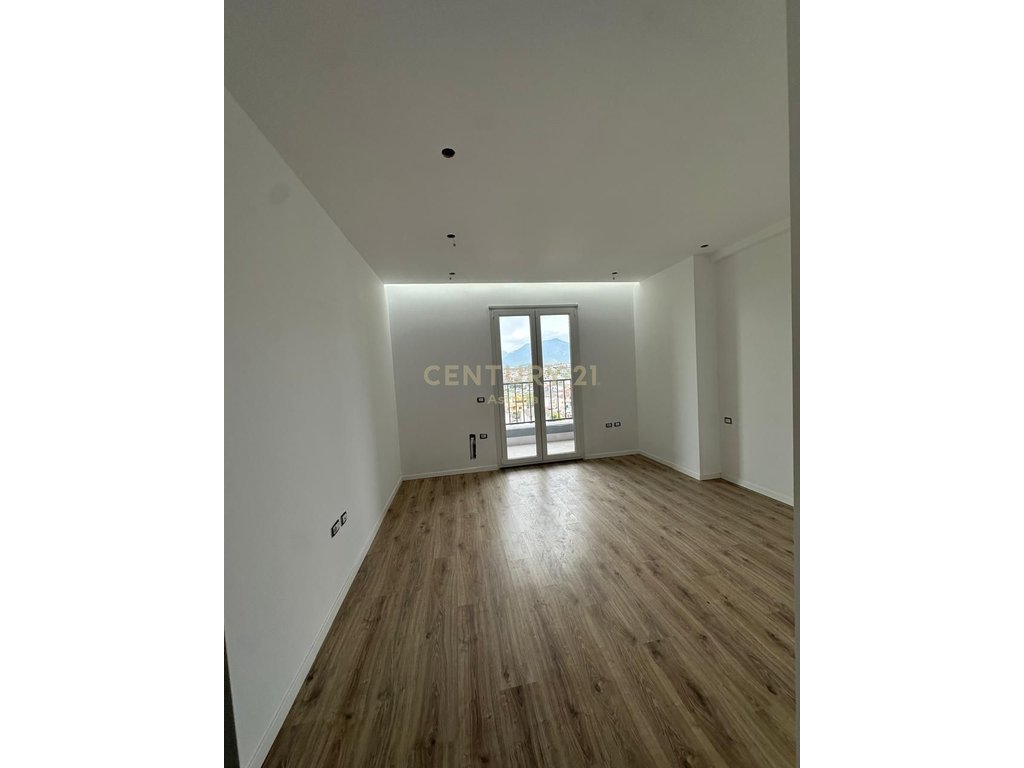 1+1 apartment for rent at the “Splash Color” Complex, Paskuqan, with administration paid for three years!