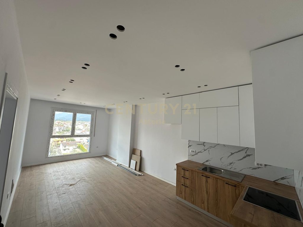 1+1 apartment for rent at the “Splash Color” Complex, Paskuqan, with administration paid for three years!
