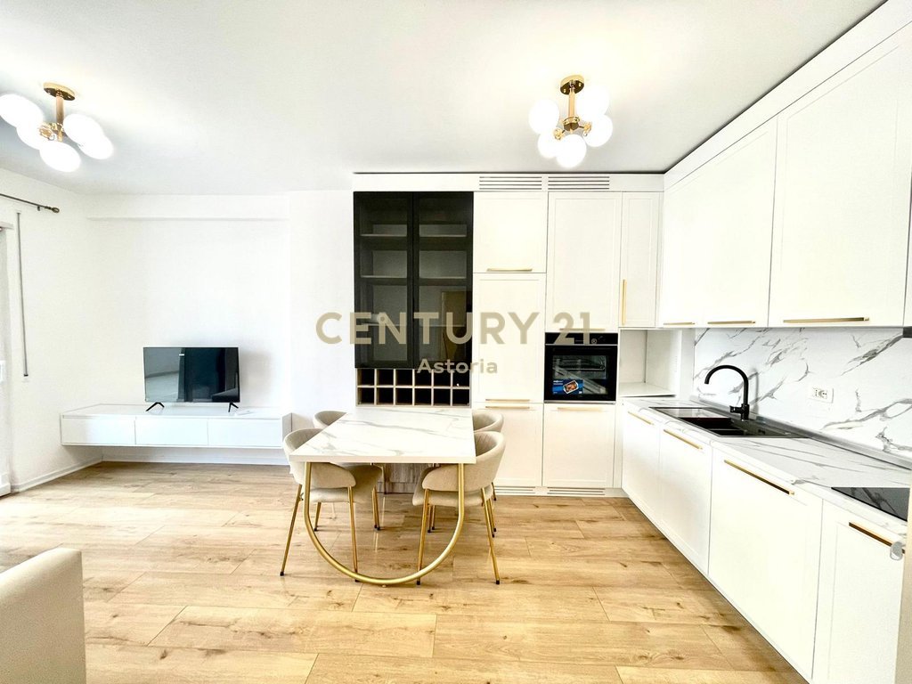 1+1 apartment with veranda for rent in the new Villa L in Astir!