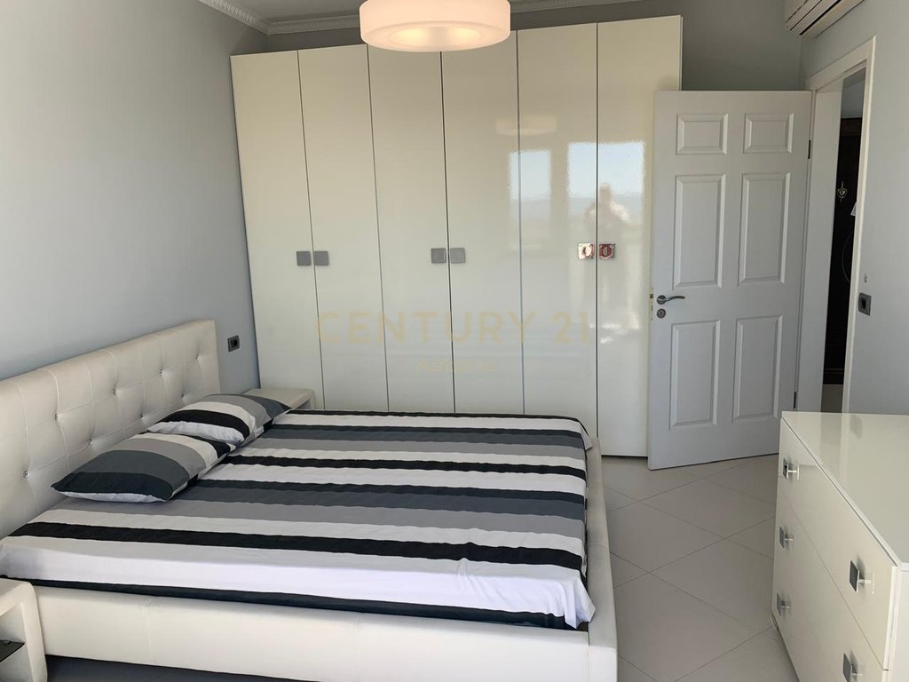 Bright and spacious 1+1 apartment in Fresk with a large surrounding balcony