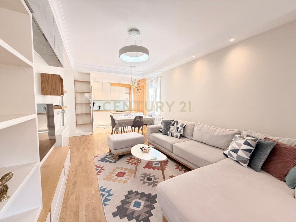 Modern 3+1+2 apartment with 2 parking spaces – Premium location in Komuna e Parisit (Da Capo)