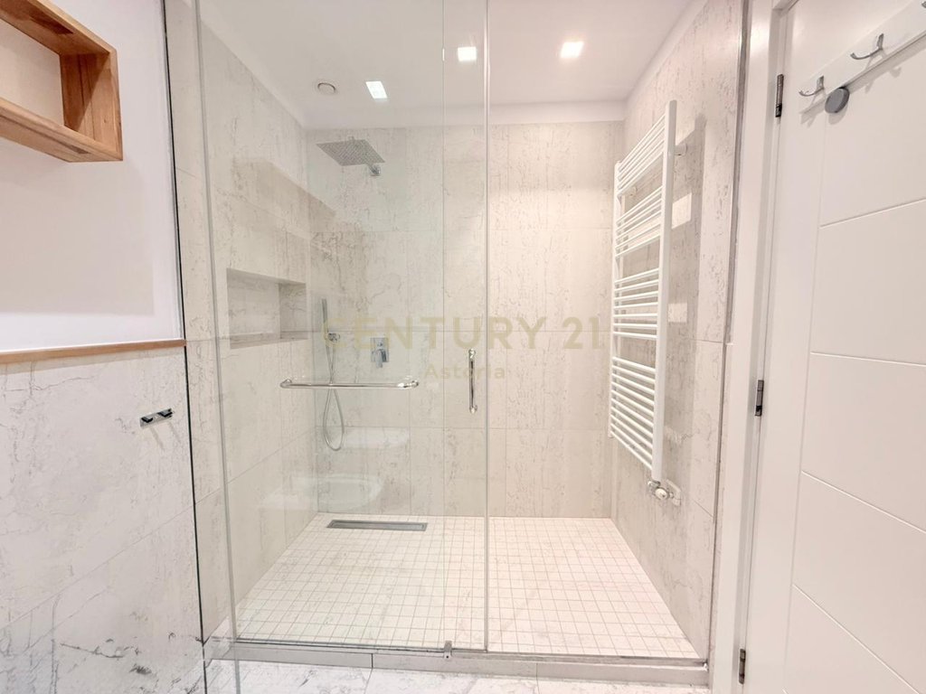Modern 3+1+2 apartment with 2 parking spaces – Premium location in Komuna e Parisit (Da Capo)