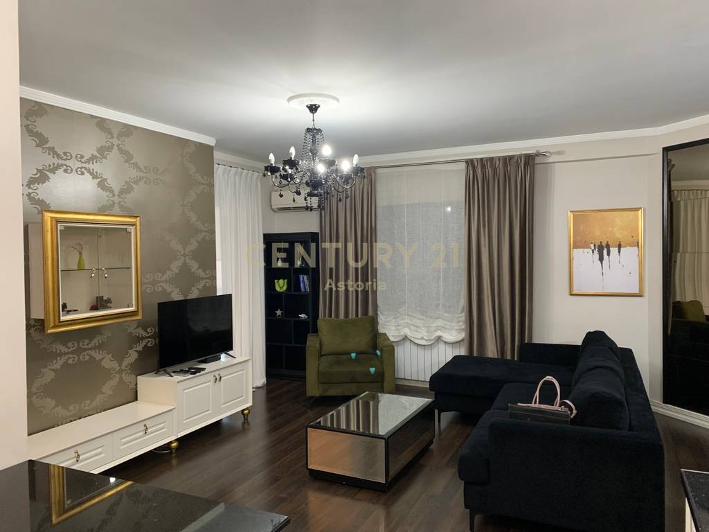 Spacious 2+1 apartment with 2 bathrooms and a closed balcony