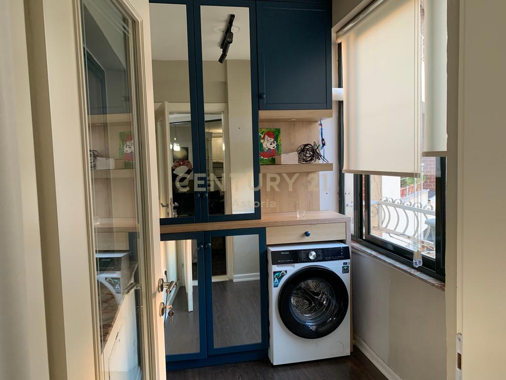 Spacious 2+1 apartment with 2 bathrooms and a closed balcony