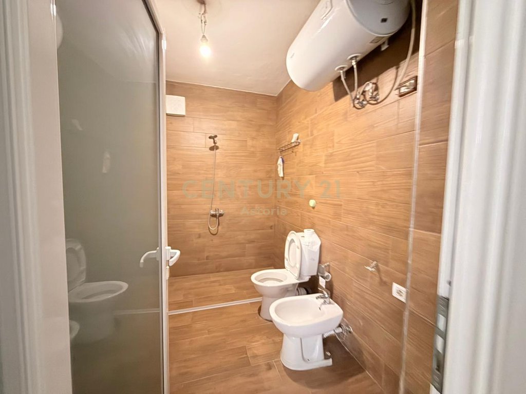 APARTMENT 2+1+2 FOR SALE NEAR THE FORMER ELECTRICAL MARKET, IT'S OK BAR