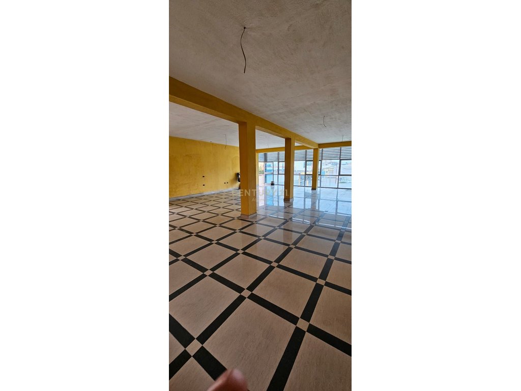 SHOP FOR RENT IN SHKOZET, DURRES 600 EURO/MONTH