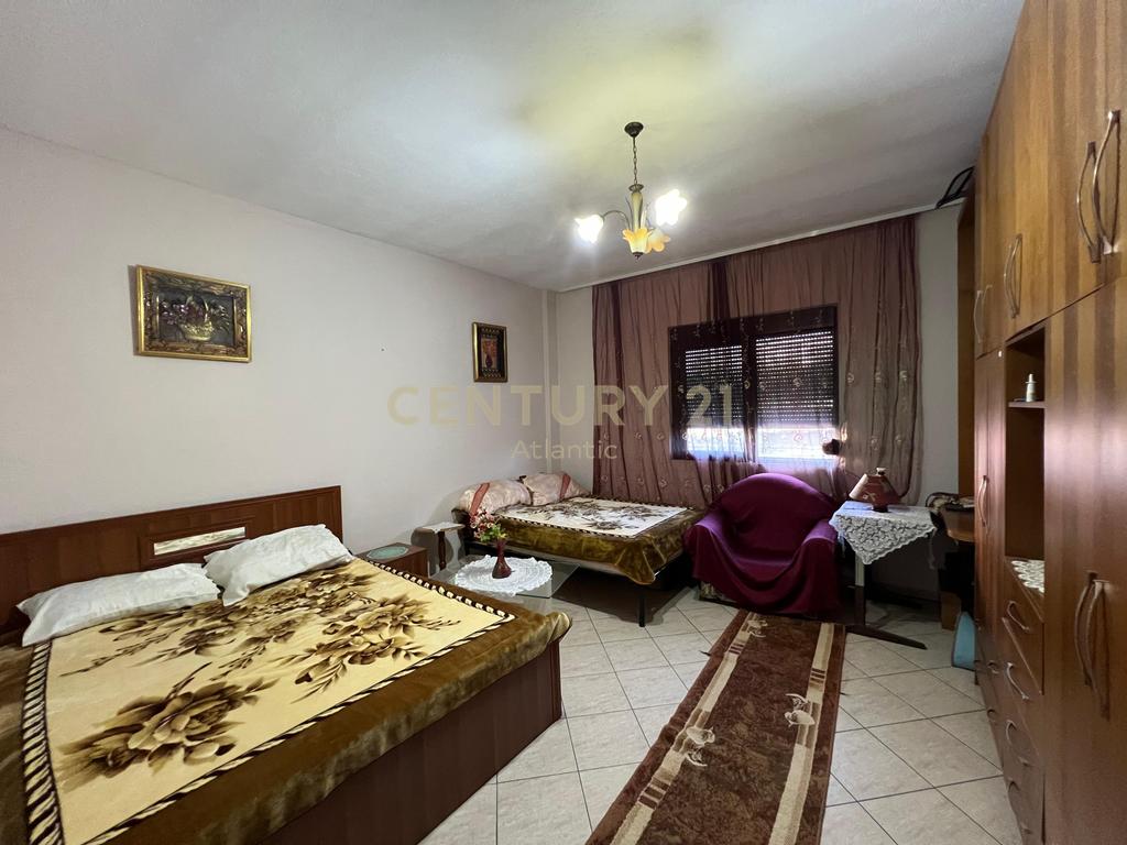 PRIVATE HOUSE FOR SALE IN SUKTH DURRES !