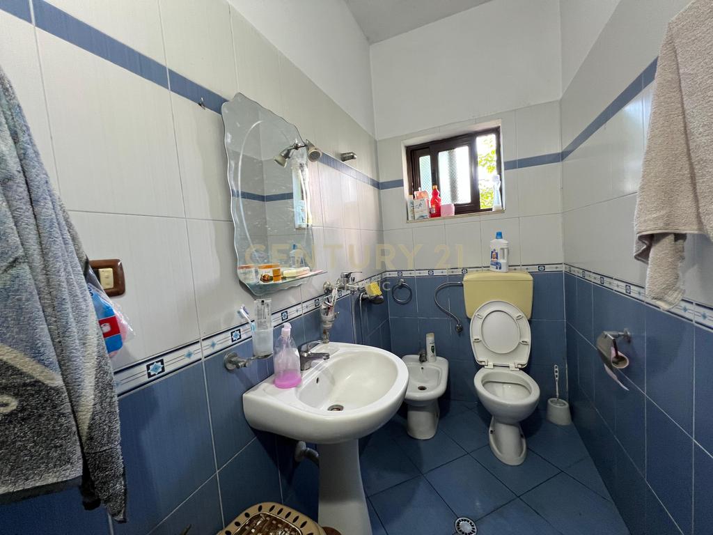 PRIVATE HOUSE FOR SALE IN SUKTH DURRES !