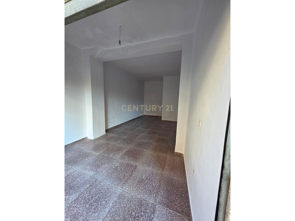 Ambient Commercial For Sale at Iliria Beach, Durrës