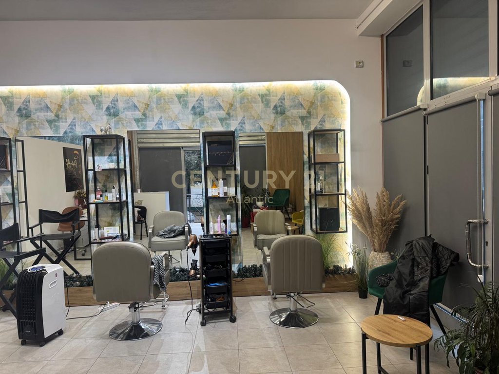Business premises for sale in the center of Durrës (Former URT)