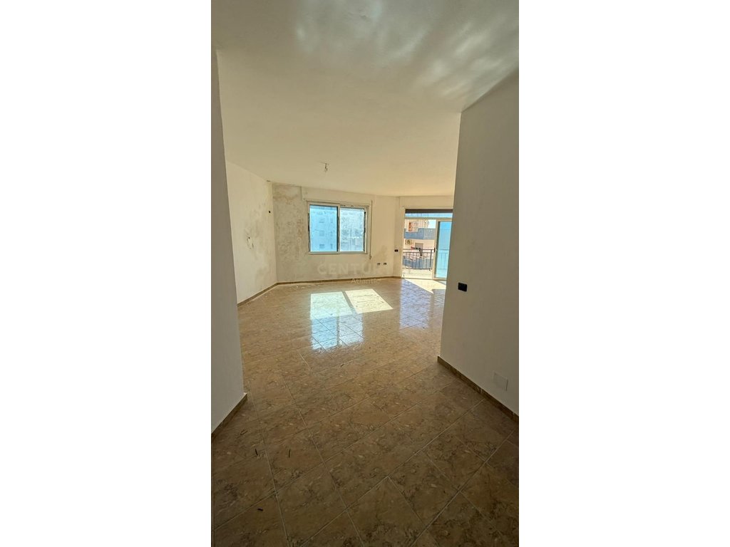 1+1 Apartment For Sale in Shkëmbi i Kavajës, Durrës