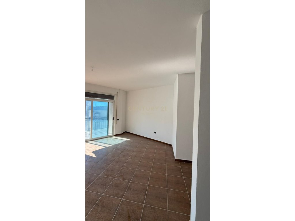 Apartment 1+1 For Sale in Shkëmbi i Kavajës, Durrës - | 86 m²