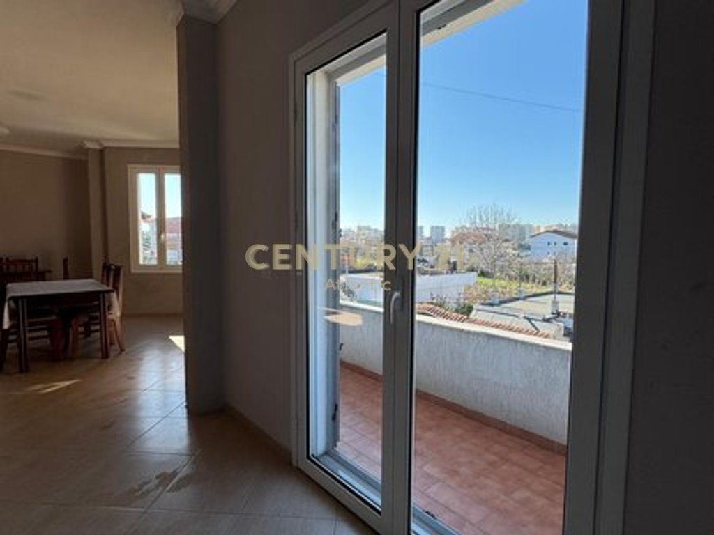Villa for rent – Arapaj, Durrës Strategic location near the main road.