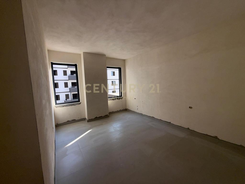 Apartment 2+1+2 bathrooms for sale in Saeli Complex, Golem 116,600€ | 106 m²