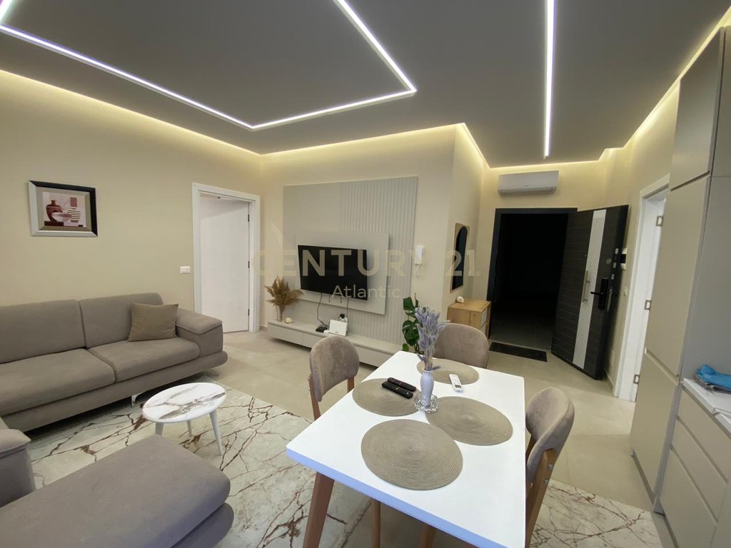 Apartment for Sale – First Line with Sea, Side View – Beach, Durrës