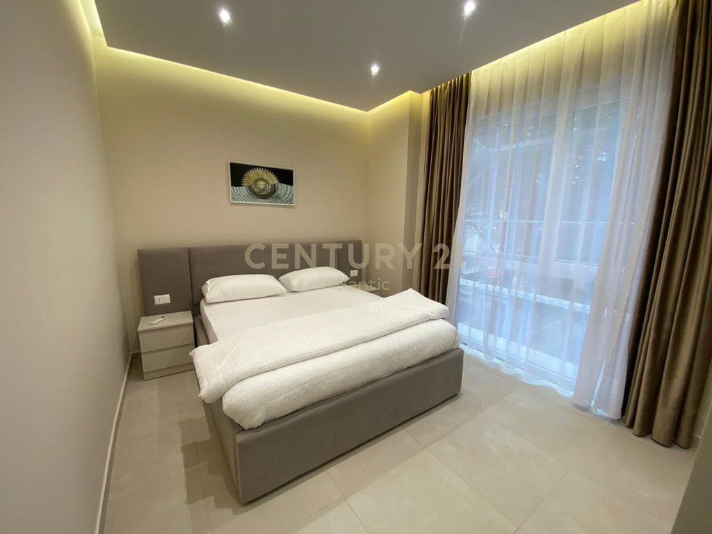Apartment for Sale – First Line with Sea, Side View – Beach, Durrës