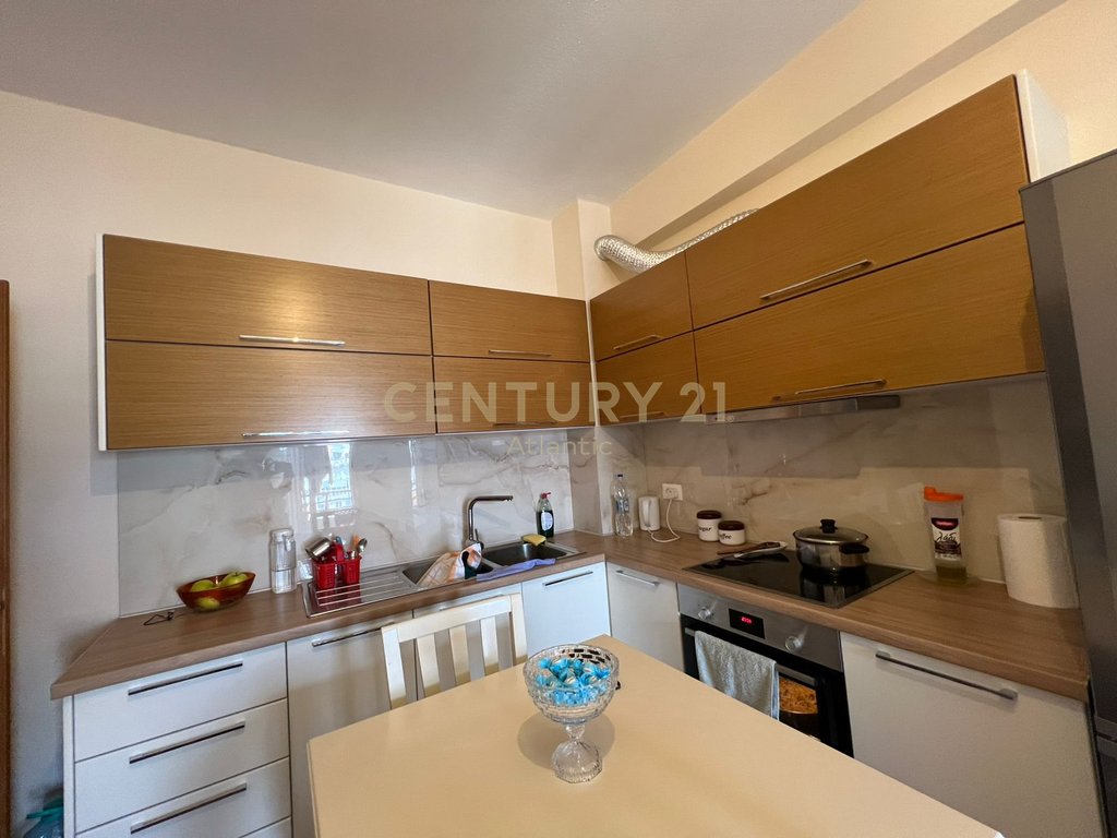 APARTMENT 2+1+2 BATHROOMS FOR SALE IN ILIRIA BEACH!