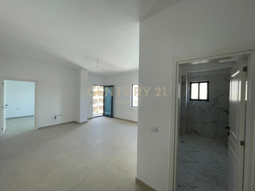 1+1 Apartment for Sale in Mali i Robit, New Construction with Pool