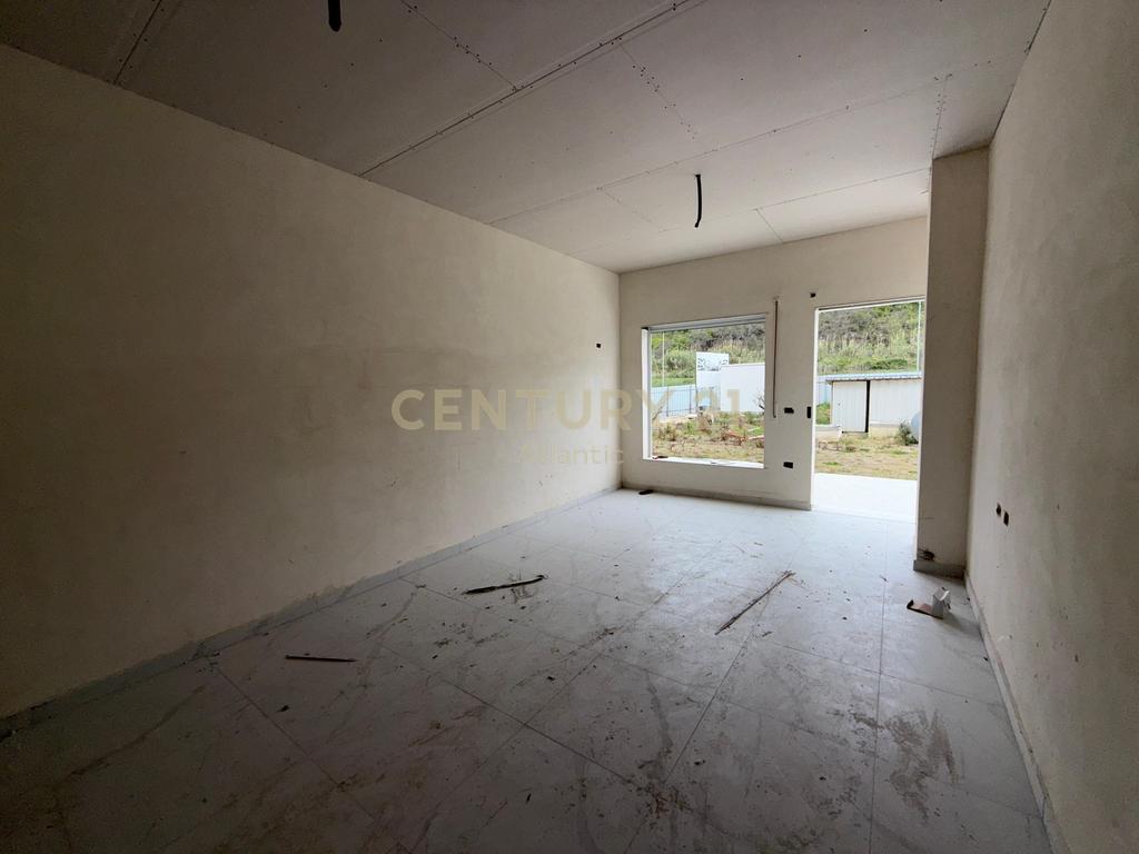Apartment 2+1+27m² Veranda for sale, in Golem-Durres 90000€ | 109 m²