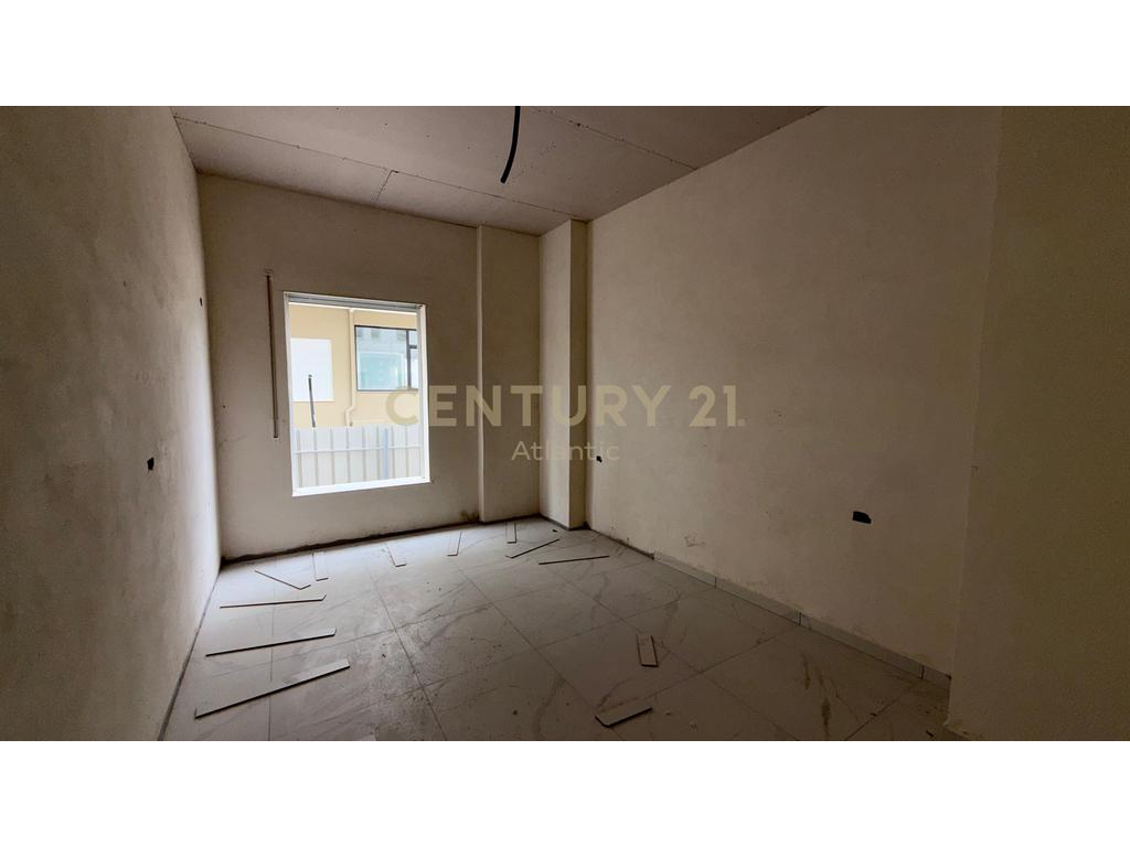 Apartment 2+1+19.7m² Verandas for Sale in Golem, Durrës - 90,000€ | 106 m²