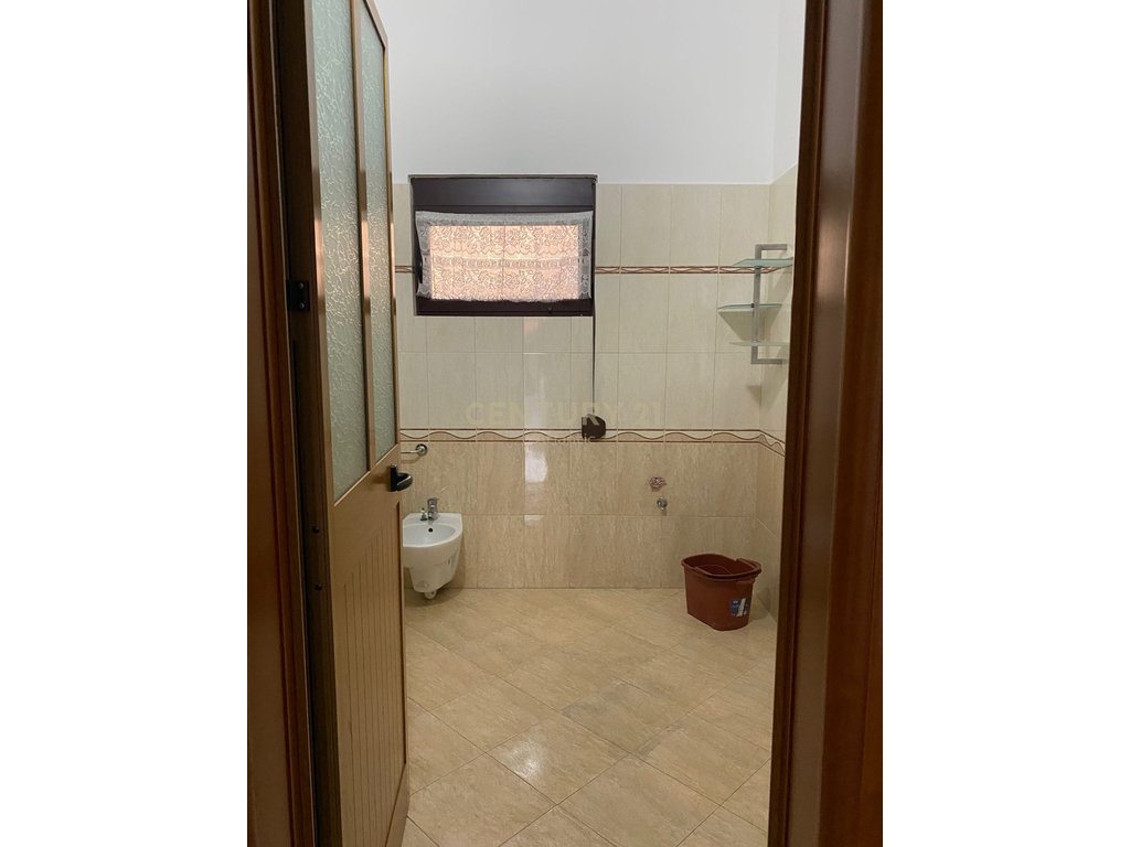 Apartament 2+1 Me Qira në Periferia Durrës - 360€ | 308.38 m²