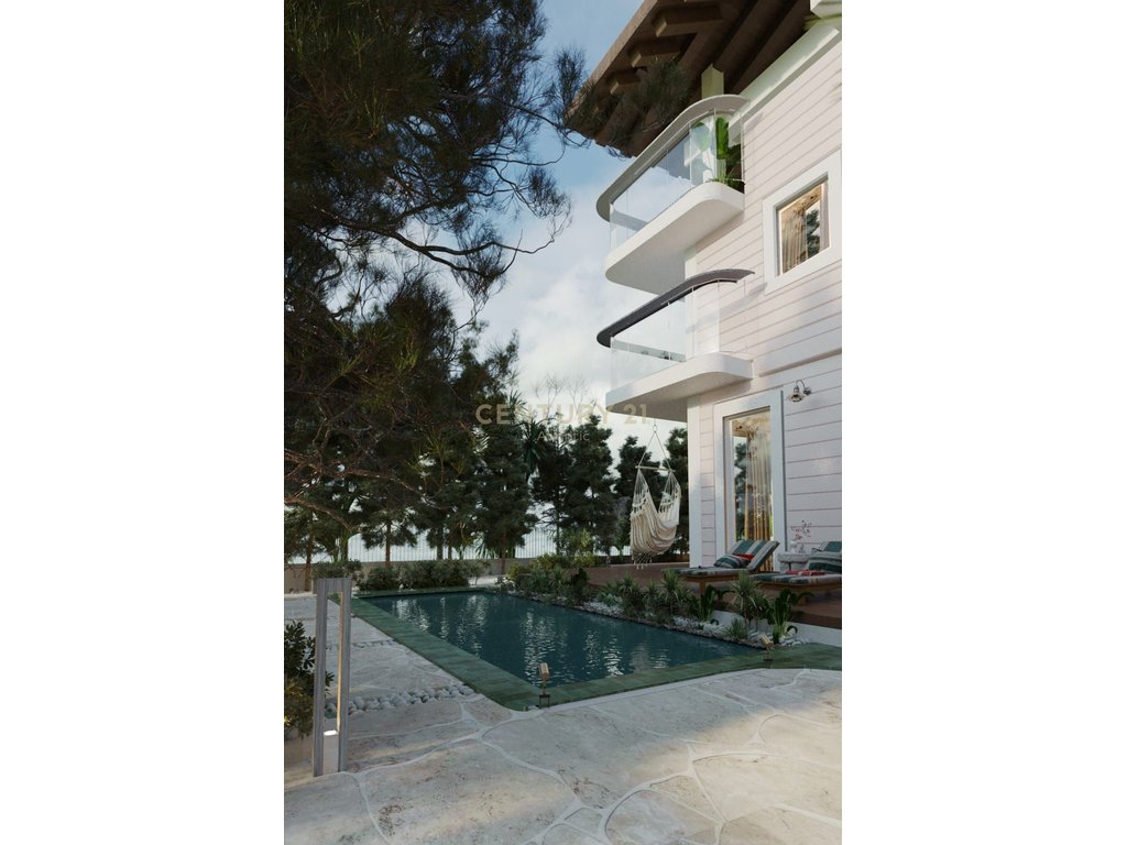🏡 Villa for sale on the first line by the sea – Qerret