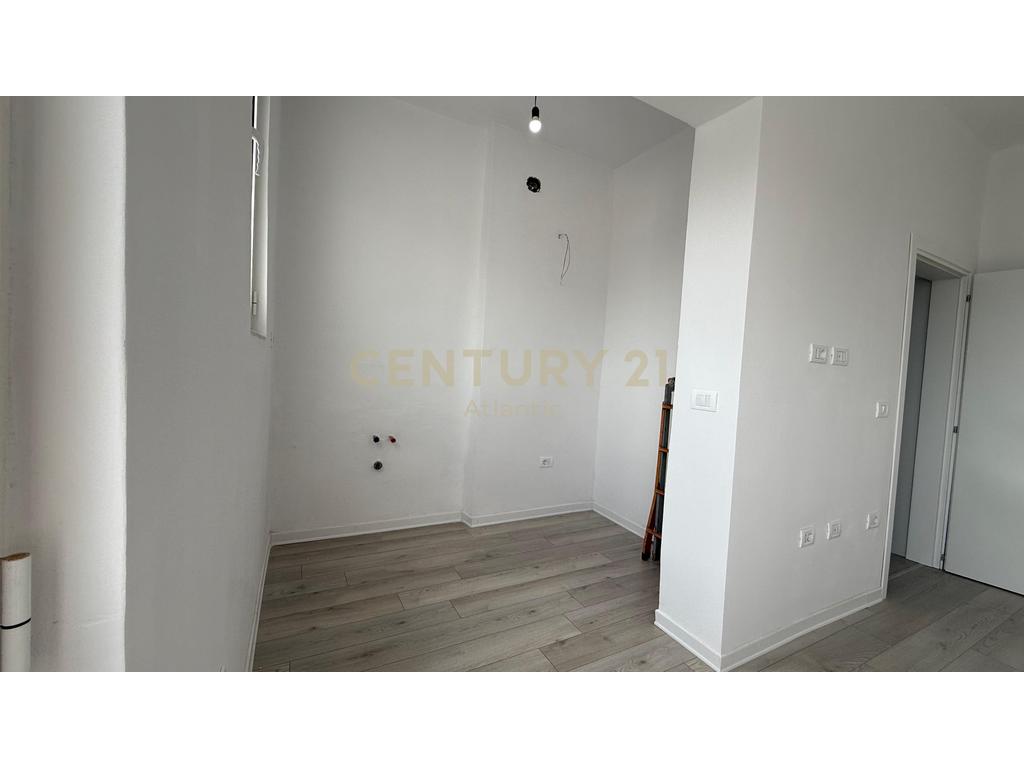 Apartament 2+1 në shitje në Çezma e ferrës, Durrës - 82,000€ | 70 m²