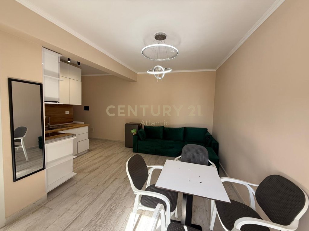 Apartment 1+1 With Sea View, For Rent - Shkëmbi i Kavajës, Durrës - €350 | 84 m²
