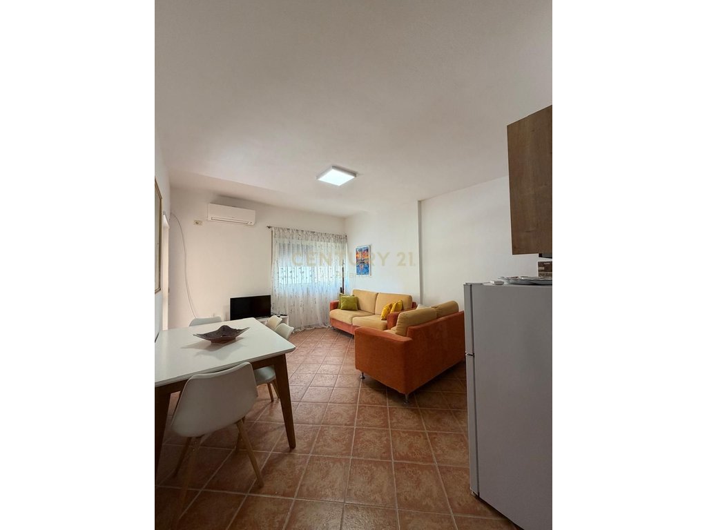 Apartament 1+1 Me Qira në Shkëmbin e Kavajës, Durrës - 440€ | 58 m²