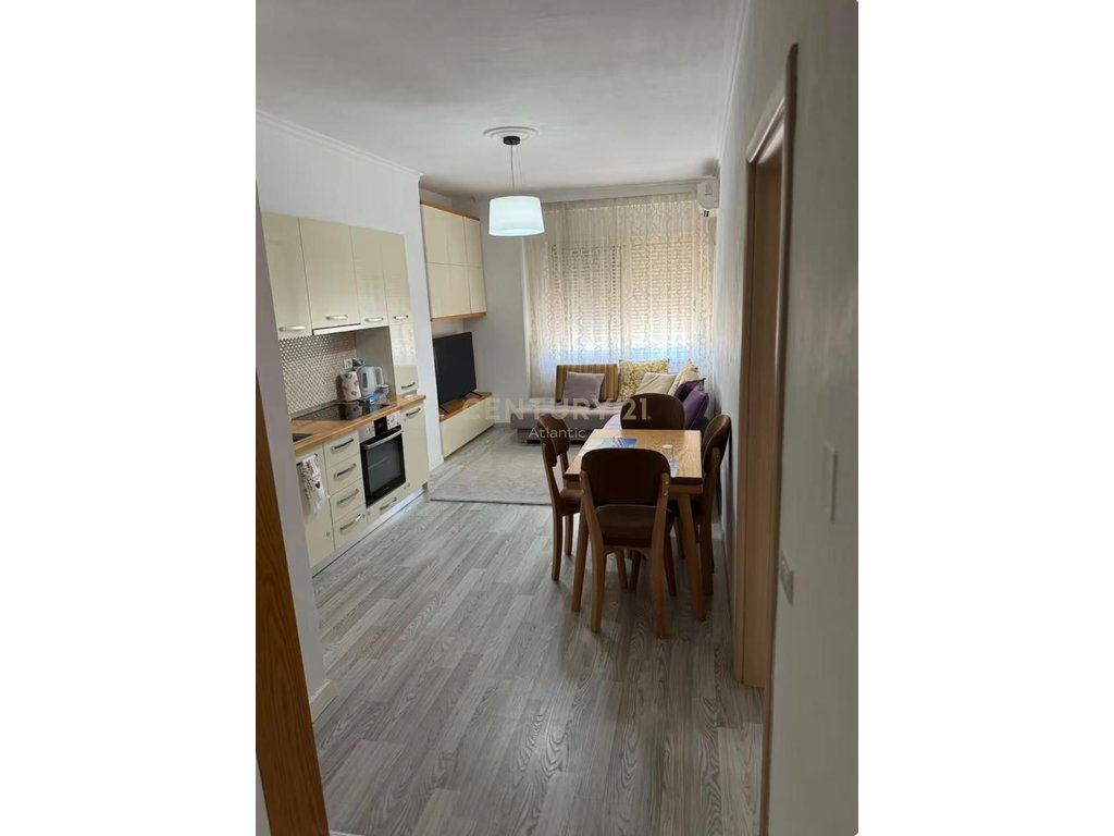 1+1 Apartment For Sale on Red Wheel Beach, Durrës - 115000€