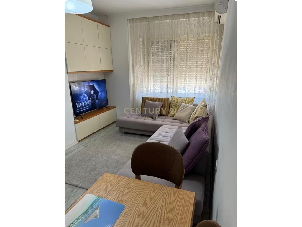 1+1 Apartment For Sale on Red Wheel Beach, Durrës - 115000€