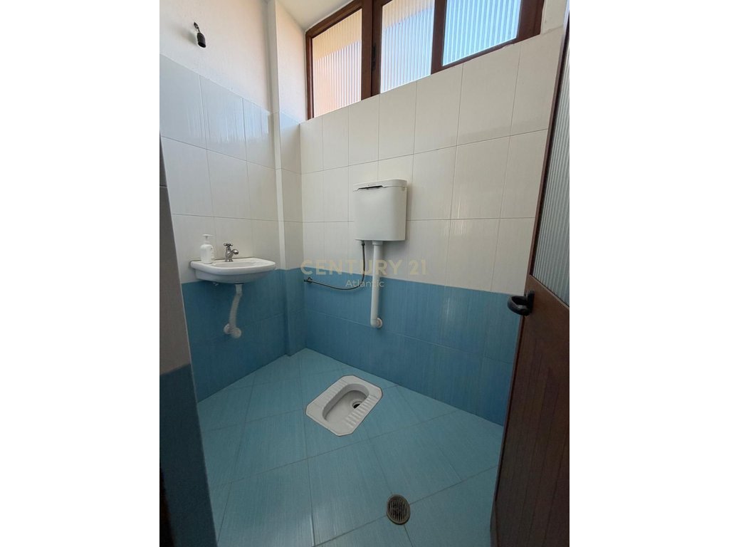 Commercial Space for Rent in Ish-Këneta, Durrës