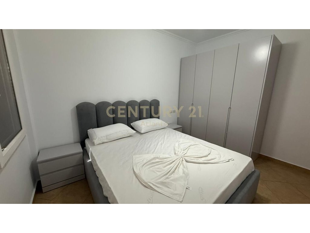 Apartment 2+1 For Long-Term Rent First Line Golem 80 m²