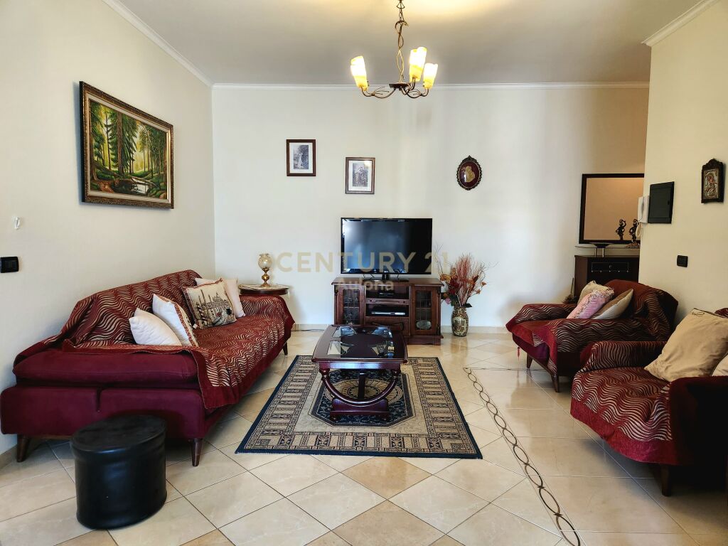 2+1 APARTMENT FOR SALE NEAR LUNGOMARE 1