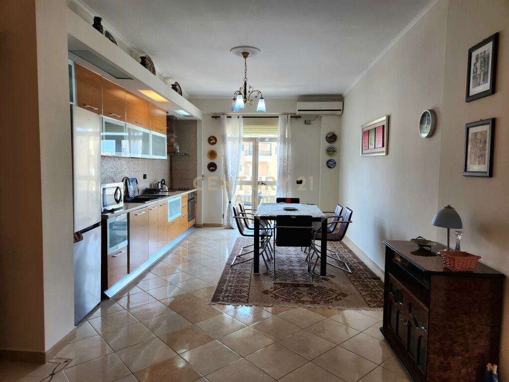 2+1 APARTMENT FOR SALE NEAR LUNGOMARE 1