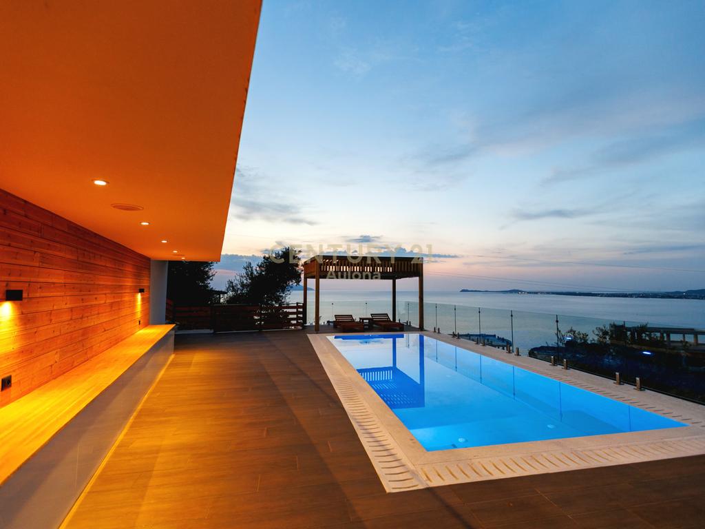VILLA WITH SEA VIEW FOR SALE IN VLORA!