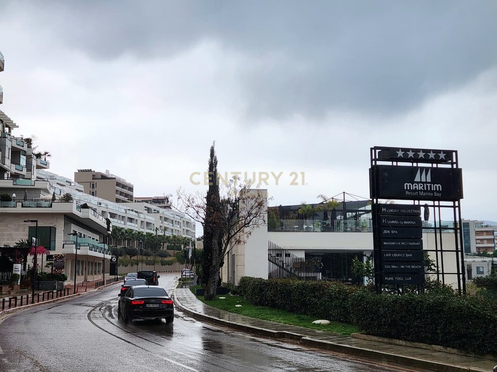 APARTMENT FOR SALE NEAR MARINA BAY RESORT