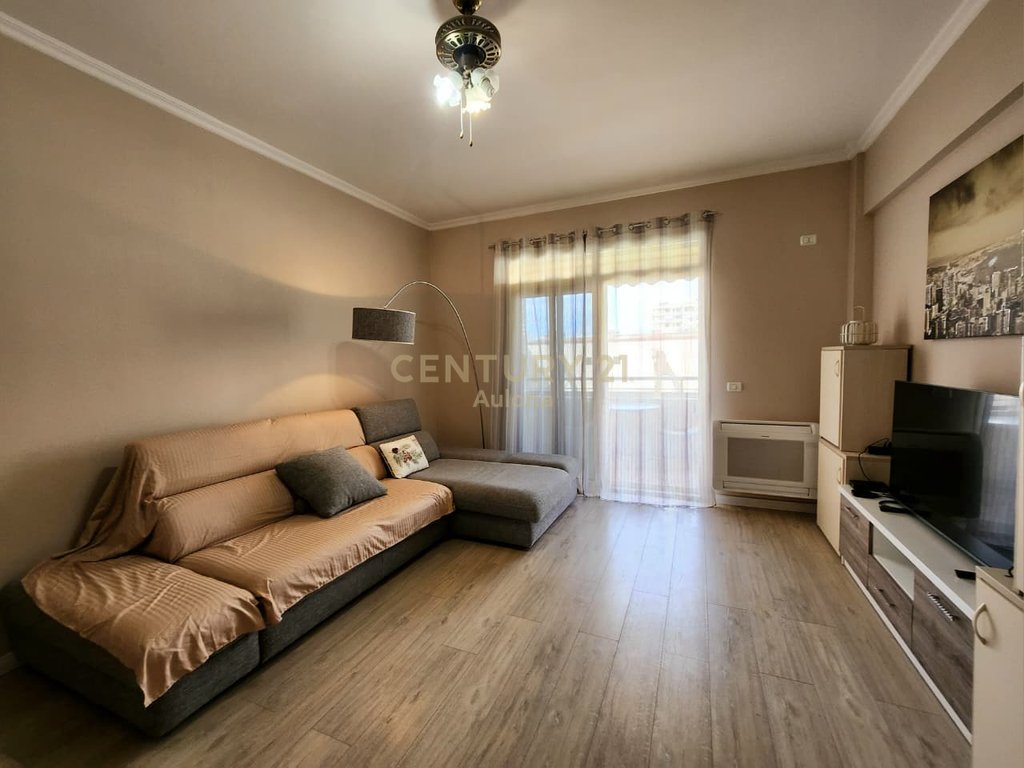 2+1 Apartment in the Center, Near Lungomare and the Port