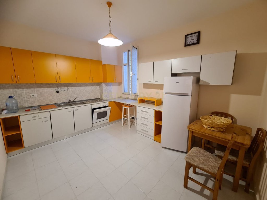 LARGE APARTMENT FOR RENT NEAR THE UNIVERSITY IN SKELE