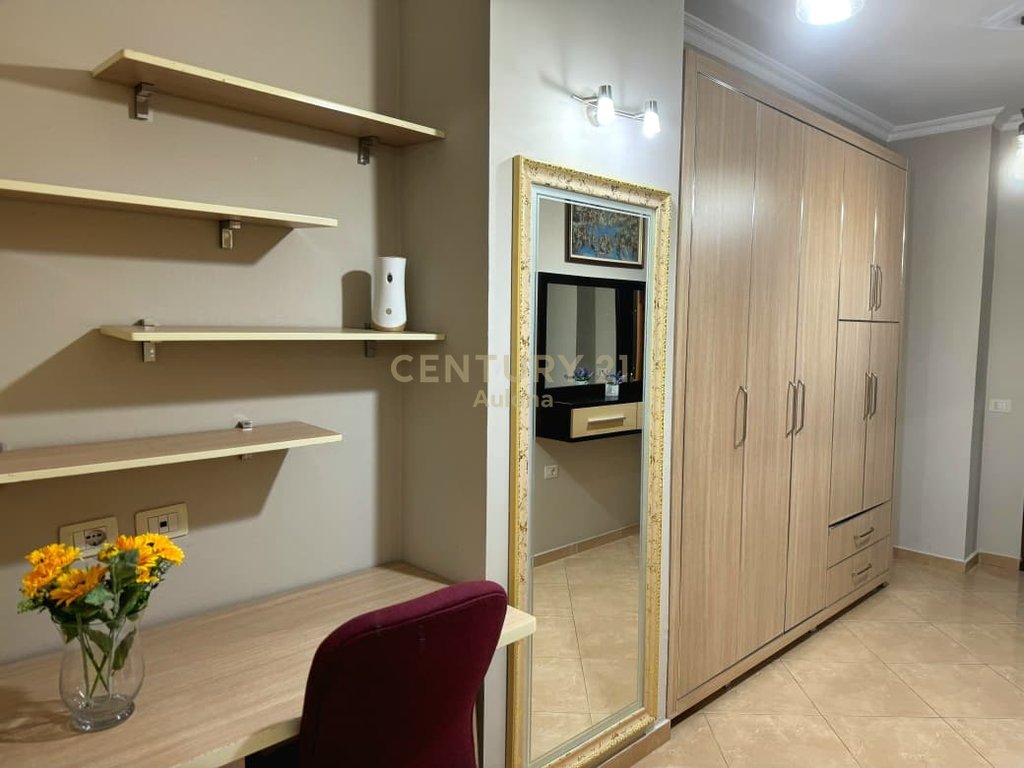 1+1 apartment for sale on Cipaj Street, Vlora