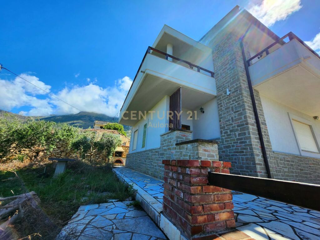VILLA FOR SALE IN TRAGJA