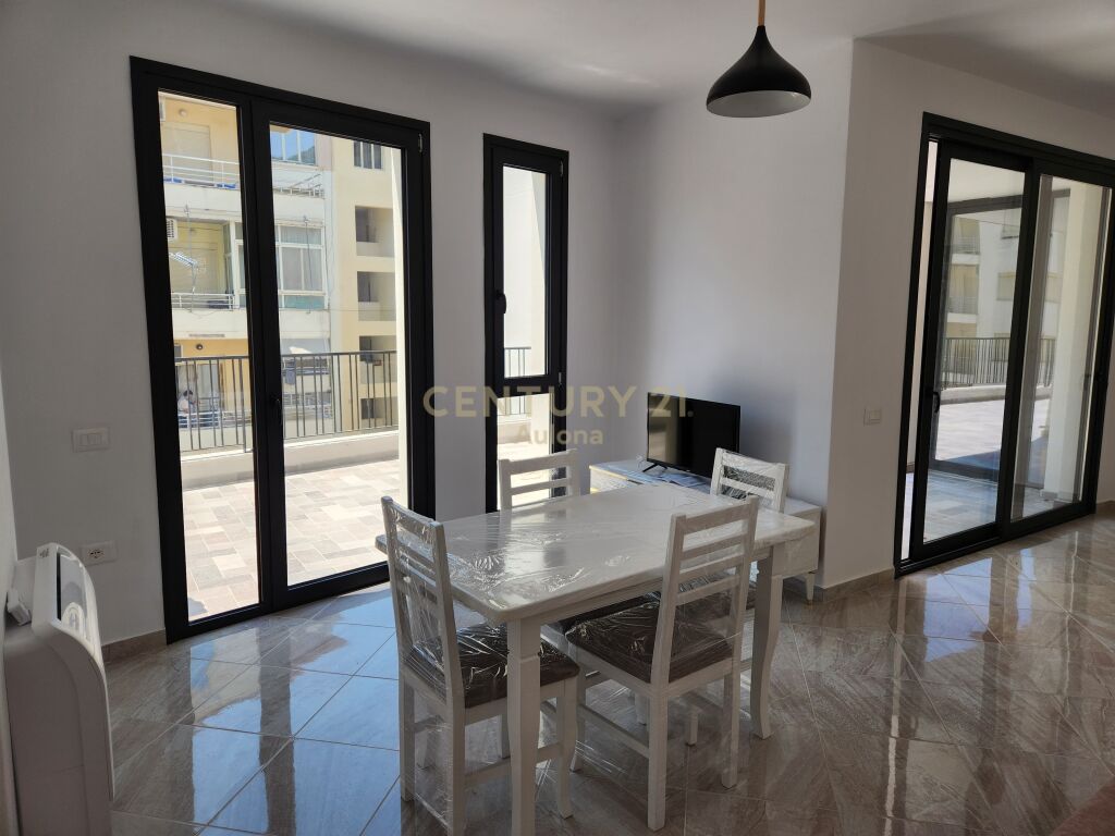 1+1 apartment for rent in Lungomare, Vlora - €400 | 65 m²