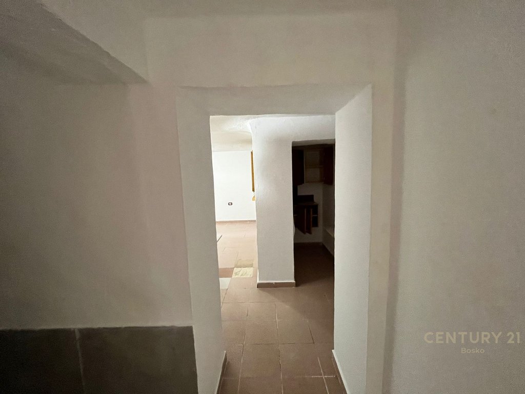 Basement/warehouse for rent, Rr. of "Durres"!