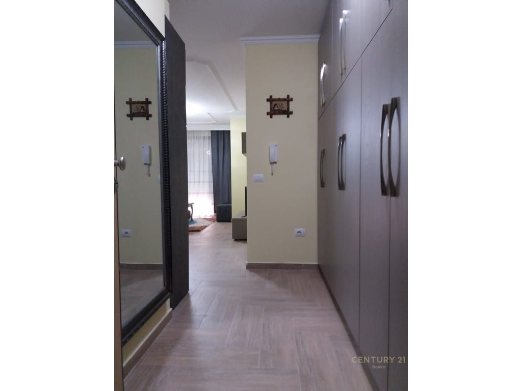 FOR RENT SUPER 1+1 APARTMENT NEAR TIRANA PROSECUTOR'S OFFICE!