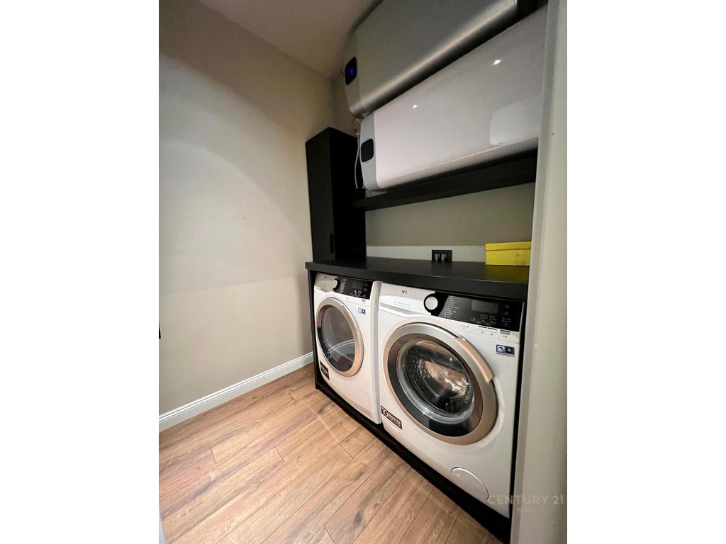 Long Hill Residence, Apartment 3+1+3 with 2 parking spaces for rent