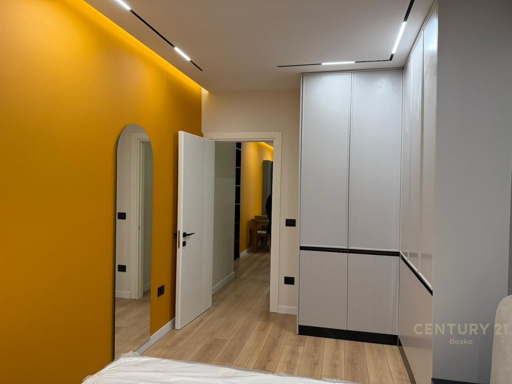 1+1 Apartment for Rent at Relux Residence, Tirana - 550€ | 76 m²