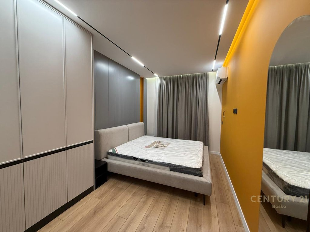 1+1 Apartment for Rent at Relux Residence, Tirana - 550€ | 76 m²