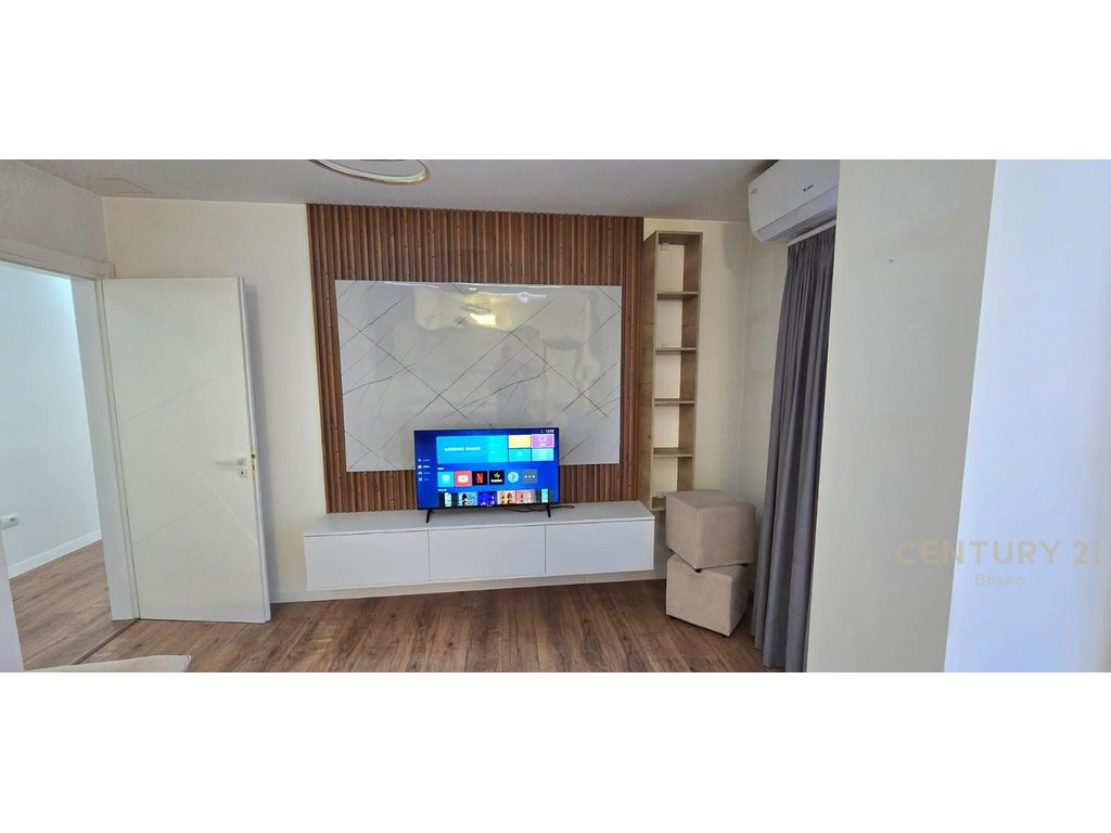 APARTMENT 2+1 FOR RENT NEAR SQUARE 21
