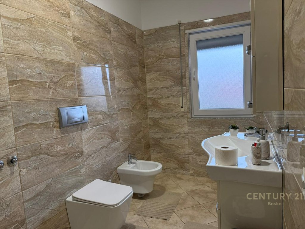 ๐ก Super Villa for Rent โ With a Green Garden and Parking for 2 Cars